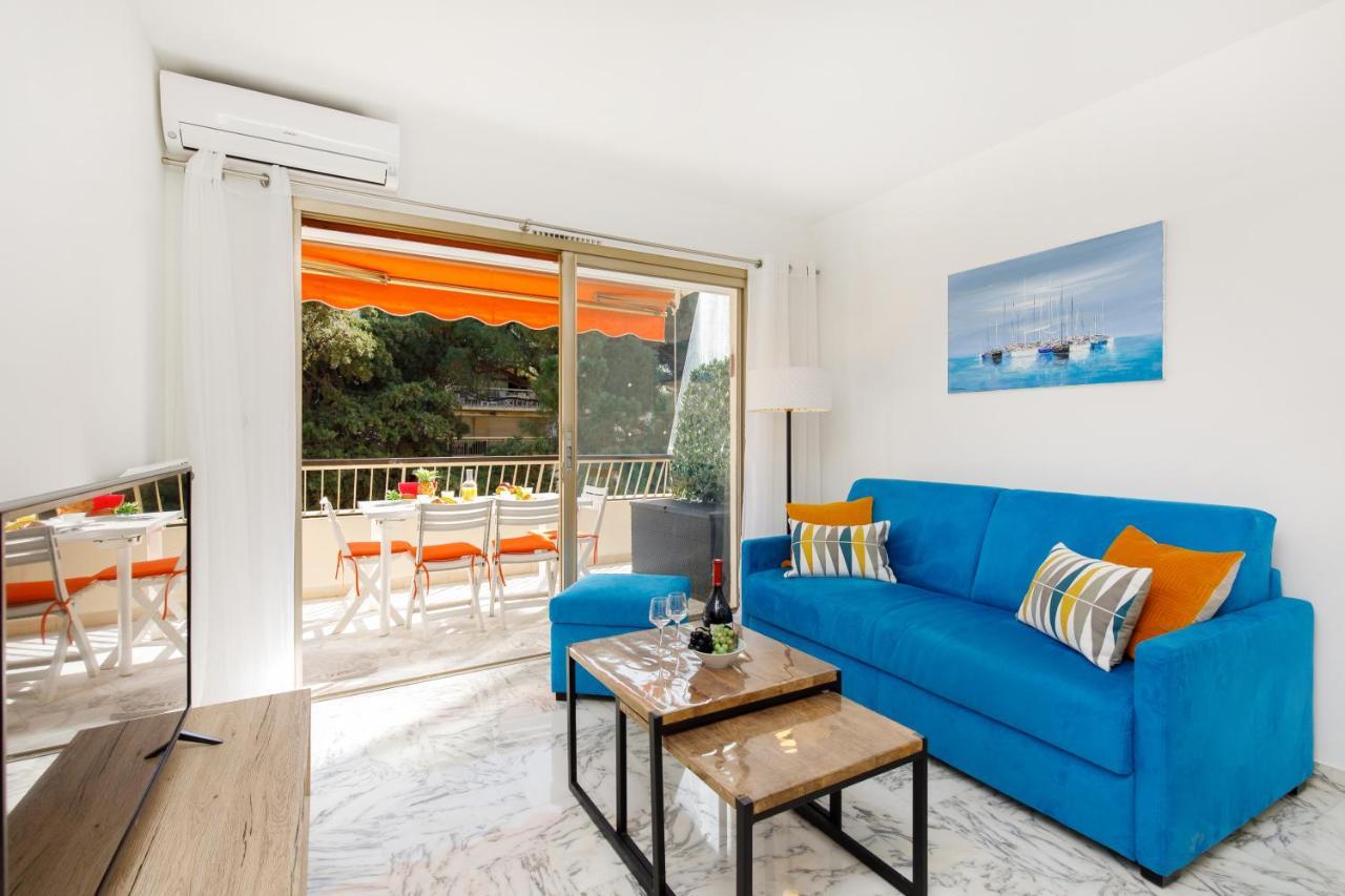 All Blue Yourhosthelper Cannes Exterior photo